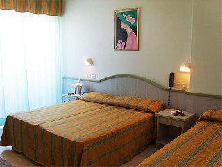 Hotel Cavalli Cattolica Bagian luar foto